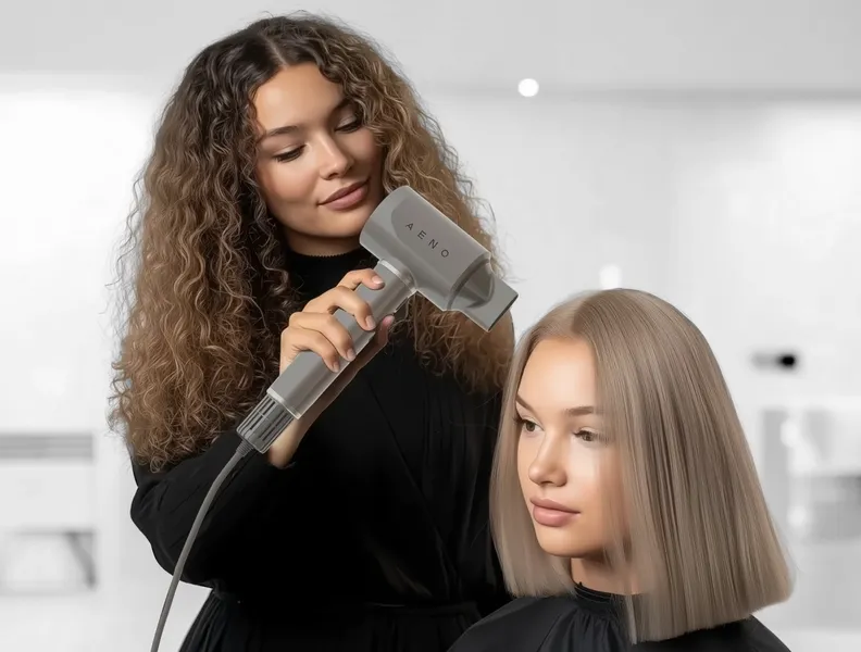 Zabraňuje únave rúk: nízka hmotnosť 600 g